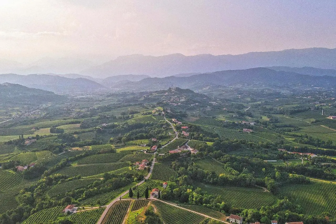 Farm stay Tenuta Mani Sagge San Pietro Di Feletto